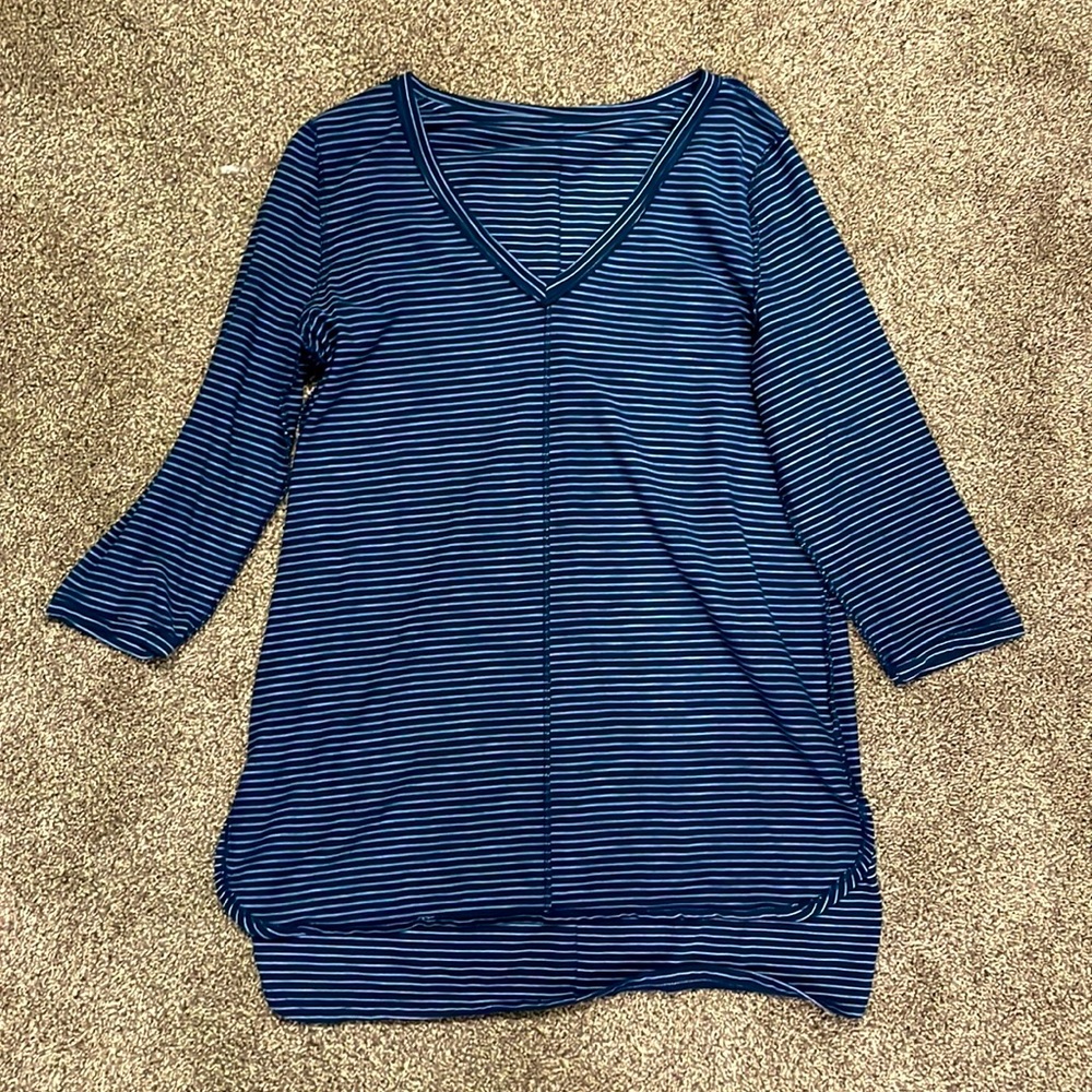 Mid Sleeve, V-neck Tunic
